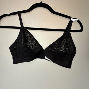 NWT Gap Body black lace bra size M